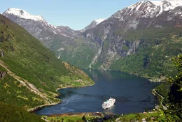 Blick auf den Geirangerfjord in Norwegen.