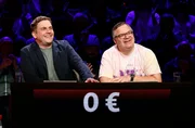 Rateteam-Kapitän Elton (l.) mit Schauspieler Sebastian Bezzel (l.). Rateteam-Kapitän Elton (l.) mit Schauspieler Sebastian Bezzel (l.).