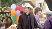 Eric (Tom Stevens)