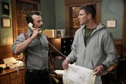 Special Agent Mike Franks (Kyle Schmid, l.); Special Agent Leroy Jethro Gibbs (Austin Stowell, r.) Special Agent Mike Franks (Kyle Schmid, l.); Special Agent Leroy Jethro Gibbs (Austin Stowell, r.)
