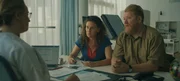 Kirstie (Janne Desmet) und Bert (Dominique Van Malder) erhalten in der Kinderwunschklinik alle Infos. Wird sich ihr sehnlichster Traum, ein gemeinsames Kind, mithilfe der Reproduktionsmedizin erfüllen? Kirstie (Janne Desmet) und Bert (Dominique Van Malder) erhalten in der Kinderwunschklinik alle Infos. Wird sich ihr sehnlichster Traum, ein gemeinsames Kind, mithilfe der Reproduktionsmedizin erfüllen?