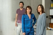 V.l.n.r.: Stéphane Jourdan (Michaël Cohen), Juliette Jourdan (Julie Anne Roth) und Marie Launey (Sarah Adler). V.l.n.r.: Stéphane Jourdan (Michaël Cohen), Juliette Jourdan (Julie Anne Roth) und Marie Launey (Sarah Adler).