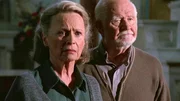 Lucy Scribner (Bonnie Bartlett), Robert Hannigan (Robert Prosky)
