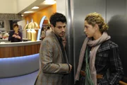 Luca (Manuel Cortez, M.) wirft Nina (Maria Wedig, r.) vor, sie sei schuld an Lindenbergs Herzinfarkt. Nun ist Nina mehr denn je entschlossen, ihre Unschuld zu beweisen ... Luca (Manuel Cortez, M.) wirft Nina (Maria Wedig, r.) vor, sie sei schuld an Lindenbergs Herzinfarkt. Nun ist Nina mehr denn je entschlossen, ihre Unschuld zu beweisen ...