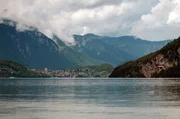 Die Seen der Schweiz sind Schatzkammern der Natur. Der Thunersee südlich von Bern erhält durch seine kühlende Wirkung eine neue Bedeutung. Die Seen der Schweiz sind Schatzkammern der Natur. Der Thunersee südlich von Bern erhält durch seine kühlende Wirkung eine neue Bedeutung.