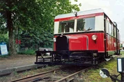 Der Triebwagen „Schweineschnäutzchen" unterwegs in Bruchhausen-Vilsen. Der Triebwagen „Schweineschnäutzchen" unterwegs in Bruchhausen-Vilsen.