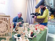 Laubsägearbeiten auf dem Salzkammergut Ostermarkt Laubsägearbeiten auf dem Salzkammergut Ostermarkt