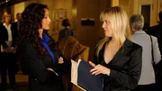L - R: Athena Karkanis als Agent Khalida 'Khali' Massi, Kristin Booth als Louise Tilden L - R: Athena Karkanis als Agent Khalida 'Khali' Massi, Kristin Booth als Louise Tilden