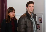 10 Uhr im Ersten. Simon (René Oltmanns, r.) nimmt Viktorias (Susan Hoecke, l.) Entschuldigung nicht an. 10 Uhr im Ersten. Simon (René Oltmanns, r.) nimmt Viktorias (Susan Hoecke, l.) Entschuldigung nicht an.