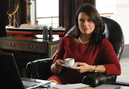 MDR Fernsehen KENNEN SIE IHREN LIEBHABER, am Sonntag (09.12.12) um 22:10 Uhr. Als Leiterin einer traditionsreichen Kreuzfahrtreederei steht Victoria (Christine Neubauer) selbstbewusst ihren Mann.