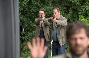 Lars (Ingo Naujoks, l.) und Finn (Sven Martinek, M.) stellen den fl&uuml;chtigen Olaf (Andreas Nickl, r.). Aber ist der wirklich ein M&ouml;rder?