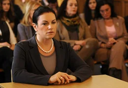 Vor Gericht wird Victoria (Christine Neubauer) noch einmal mit den gro&szlig;en Folgen ihres kleinen Fehltritts konfrontiert.