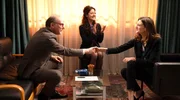 Valentine (Georgia Scalliet) bringt den Parlamentspräsident Konrad Stracke (Martin Brambach) zu einer für ihre Karriere relevanten Unterschrift. Valentine (Georgia Scalliet) bringt den Parlamentspräsident Konrad Stracke (Martin Brambach) zu einer für ihre Karriere relevanten Unterschrift.