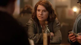 Rose (Jessie Buckley) konfrontiert ihre Erzfeindin!