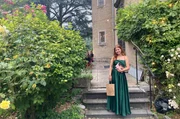 Buchbloggerin Jess "miss.nerdstagram" trifft ihre Follower auf Events wie dem Buchball auf Burg Namedy. Buchbloggerin Jess "miss.nerdstagram" trifft ihre Follower auf Events wie dem Buchball auf Burg Namedy.