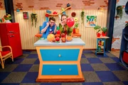 Bei Melly und Christoph gibt es gleich einen großen Knall und eine faustdicke Überraschung. Bei Melly und Christoph gibt es gleich einen großen Knall und eine faustdicke Überraschung.