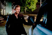 Biester - Folge 2 - Pius versucht nach dem Unfall seiner Tochter Nelly noch zu retten, was zu retten ist. Im Bild: Golo Euler (Konstantin Markwart).