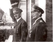 Hermann Göring mit Adolf Hitler, 1938. Hermann Göring mit Adolf Hitler, 1938.