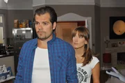 Pia (Isabell Horn) versucht Leon (Daniel Fehlow) davon zu &uuml;berzeugen, den Polizeibericht zu dem Unfallhergang zu lesen.