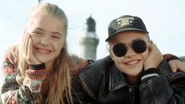 Charlie (Fritzi Eichhorn), Louise (Floriane Eichhorn)  +++ Die Verwendung des sendungsbezogenen Materials ist nur mit dem Hinweis und Verlinkung auf RTL+ gestattet. +++