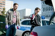Sunny (Friederike Becht) und Markus (Christoph Letkowski) entdecken eine weitere Leiche. Sunny (Friederike Becht) und Markus (Christoph Letkowski) entdecken eine weitere Leiche.