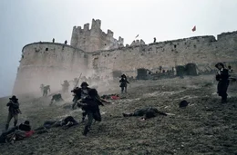 La Rochelle, Hochburg der franz&ouml;sischen Protestanten, wird von der Armee des K&ouml;nigs belagert.