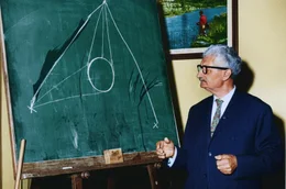 Hermann Oberth kann mit seinem 1923 ver&ouml;ffentlichten Buch "Die Rakete zu den Planetenr&auml;umen" als Vater der europ&auml;ischen Rakete angesehen werden.