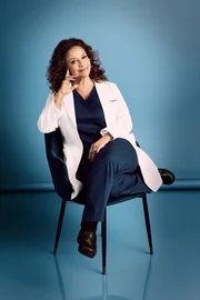 Dr. Catherine Fox (Debbie Allen) Dr. Catherine Fox (Debbie Allen)