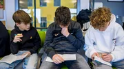 Schüler während des Medientrainings. Schüler während des Medientrainings.