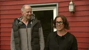 Verwilderte Beete, eine br&ouml;ckelnde Steineinfassung und fehlende Struktur: Der Garten von Familie Lehmann braucht dringend eine General&uuml;berholung. Die Gartenprofis Nicole Johag und Frank Riese stellen sich der Herausforderung. Im Bild: Herr und Frau Lehmann