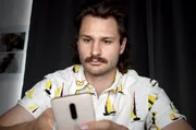Vincent Stuck, BWL-Student aus Innsbruck, machte mit GameStop-Aktien ein kleines Verm&ouml;gen.