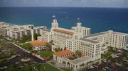 Luftaufnahme des Breakers Hotels in Palm Beach, Florida, USA. Luftaufnahme des Breakers Hotels in Palm Beach, Florida, USA.