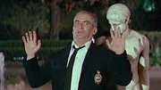 Leopold Saroyan (Louis de Fun&egrave;s)  Die Verwendung des sendungsbezogenen Materials ist nur mit dem Hinweis und Verlinkung auf RTL+ gestattet.; Leopold Saroyan (Louis de Fun&egrave;s)  Die Verwendung des sendungsbezogenen Materials ist nur mit dem Hinweis und Verlinkung auf RTL+ gestattet.