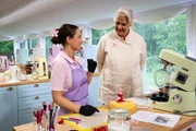Anna (l.); Bettina Schliephake-Burchardt (r.) Anna (l.); Bettina Schliephake-Burchardt (r.)
