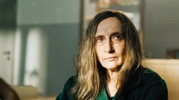 Aniela Wesoly (Małgorzata Hajewska) sitzt aufgrund eines unverh&auml;ltnism&auml;&szlig;ig harten Gerichtsurteils im Gef&auml;ngnis.