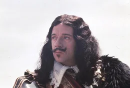 Louis XIII (Jean-Pierre Cassel)