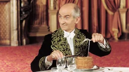 Der Gastronom Charles Duchemin (Louis de Fun&egrave;s) ist mit seinem Gastronomief&uuml;hrer der Schrecken aller K&uuml;chenchefs.