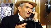 Leopold Saroyan (Louis de Fun&egrave;s)  Die Verwendung des sendungsbezogenen Materials ist nur mit dem Hinweis und Verlinkung auf RTL+ gestattet.; Leopold Saroyan (Louis de Fun&egrave;s)  Die Verwendung des sendungsbezogenen Materials ist nur mit dem Hinweis und Verlinkung auf RTL+ gestattet.