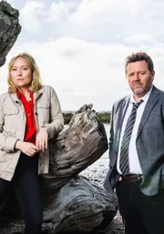 Key Visual - Detective Mike Shepherd (Neill Rea, re.) und seine Kollegin Sims (Fern Sutherland) Key Visual - Detective Mike Shepherd (Neill Rea, re.) und seine Kollegin Sims (Fern Sutherland)