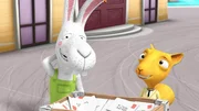 Rudi und Bernhard sind ganz verlegen, als Magnus feststellt, dass Henrietta Elefanten sehr gern mag. Rudi und Bernhard sind ganz verlegen, als Magnus feststellt, dass Henrietta Elefanten sehr gern mag.