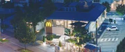 Die McDonald's-Filiale am Olympia-Einkaufszentrum (OEZ) ist der erste Tatort des Anschlags. Hier tötet der Attentäter fünf Jugendliche. Die McDonald's-Filiale am Olympia-Einkaufszentrum (OEZ) ist der erste Tatort des Anschlags. Hier tötet der Attentäter fünf Jugendliche.