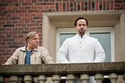 Prof. Karl-Friedrich Boerne (Jan Josef Liefers) und Kommissar Frank Thiel (Axel Prahl, l.) sind sich nicht immer einig.