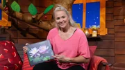 Singa schaut sich Seerosen genauer an und erklärt die Besonderheiten der Blume. Singa schaut sich Seerosen genauer an und erklärt die Besonderheiten der Blume.