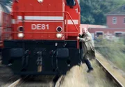 Verfolgungsjagd mit Hilfsmittel: Auf einem G&uuml;terbahnhofsgel&auml;nde ist Kommissar Freddy Schenk (Dietmar B&auml;r) einem verd&auml;chtigen Graffiti-Sprayer dicht auf den Fersen.