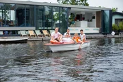 Von links: Alex, Jeppe, Luke, Mark und Jeppe - Sie sind bereit für das Abenteuer in Amsterdam. Von links: Alex, Jeppe, Luke, Mark und Jeppe - Sie sind bereit für das Abenteuer in Amsterdam.