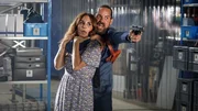 Im W&uuml;rgegriff des Verbrechens: Alexandra Rapaport als Nora, Valentin Merlet als Michel alias Rossi
