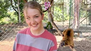 Nina besucht Wickelbären in einer Wildtier-Auffangstation in Costa Rica und erfährt, warum sie Hilfe brauchen. Nina besucht Wickelbären in einer Wildtier-Auffangstation in Costa Rica und erfährt, warum sie Hilfe brauchen.