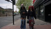 Unterwegs durch London: Nova Twins auf dem Weg zum Camden Market.