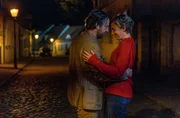 Sonja (Franziska Machens) und Sascha (Tom Radisch). Sonja (Franziska Machens) und Sascha (Tom Radisch).