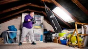 Ronald H. reaktiviert den eingemotteten Boxsack und trainiert mindestens einmal pro Woche. Ronald H. reaktiviert den eingemotteten Boxsack und trainiert mindestens einmal pro Woche.